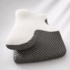 Right-angle view of the OrthoCloud Pillow showing its raised side support